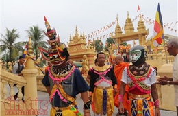 Lễ dâng y Kathina tại chùa Khmer